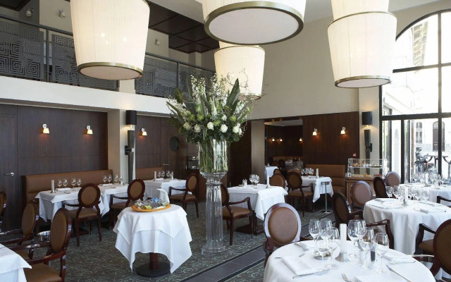 Hotel Le Café de Paris