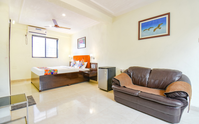FabHotel Hillview Furnished Stays