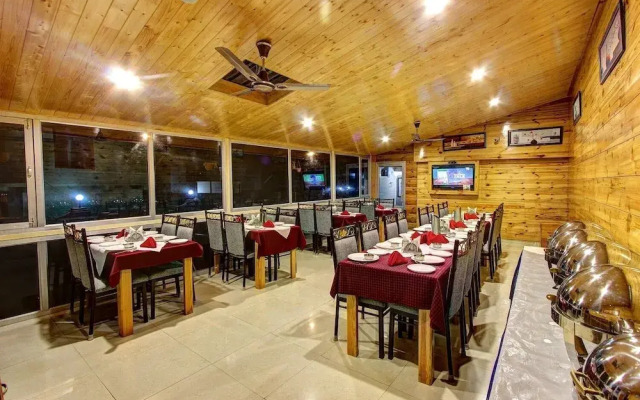 Hotel Monarch Residency Manali