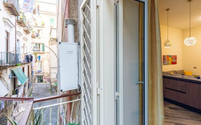 Design Flat in the City Center by Wonderful Italy