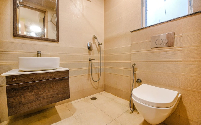 Fabhotel Royal Residency I