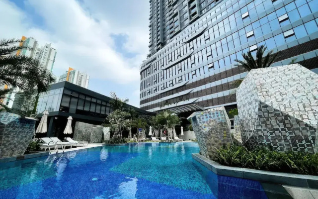 Lumiere Riverside - Luxury Condo District 2