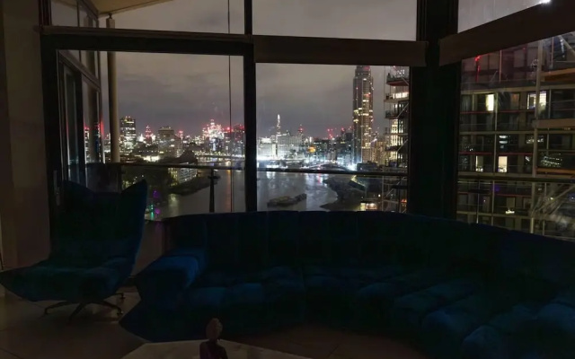 River Side View Luxury Penthouse Apartment