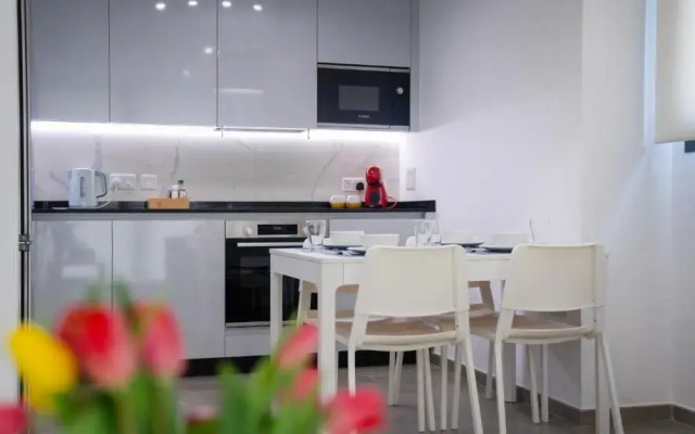 E1 Suites & Spa