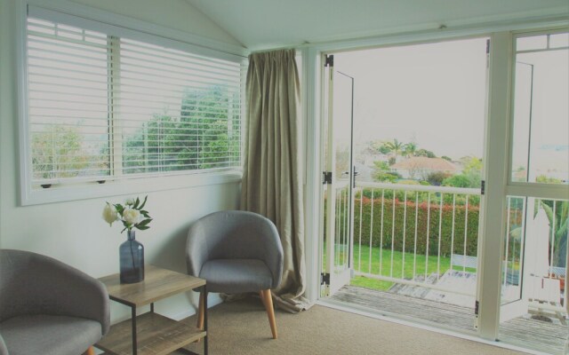 Unique Home - Devonport Seaview House