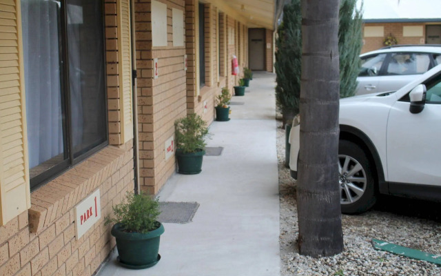 Lone Pine Motel - Corowa
