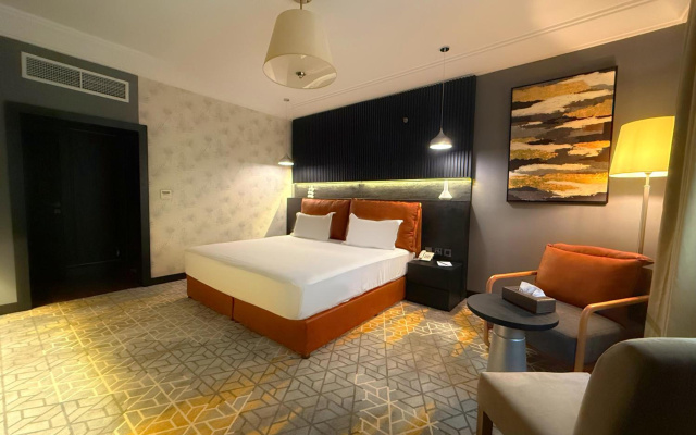 Crown Town Hotel