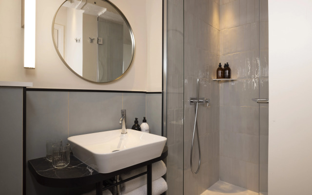 Hôtel L de Lutèce - Notre-Dame