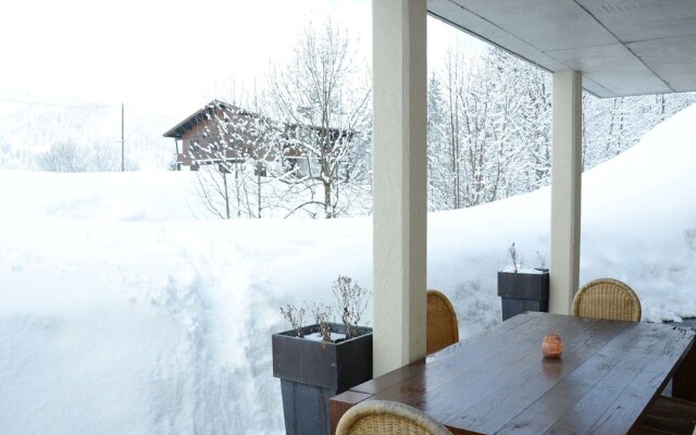 Cozy Chalet in Les Gets with Sauna