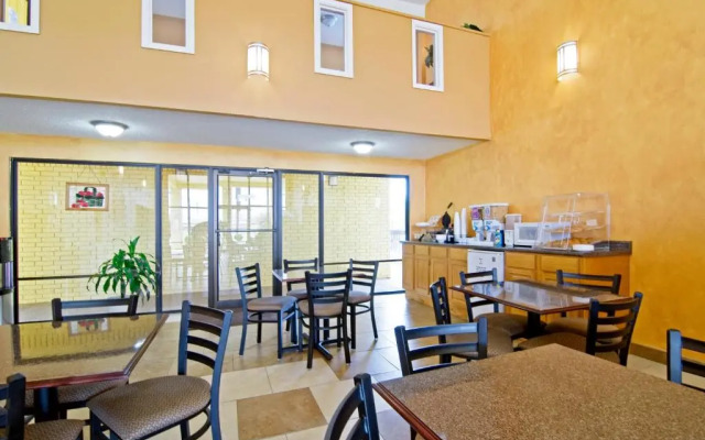 Americas Best Value Inn & Suites