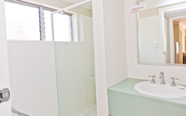 Silver Sands Apartments