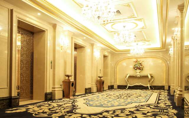 Clarion Hotel