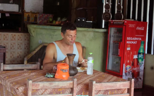 Duyung Rooms and Resto
