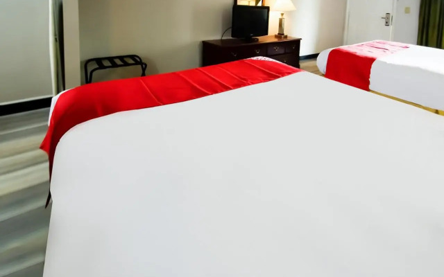 Super 8 Washington/greenville Area