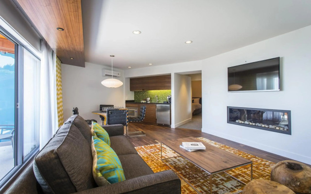Qualicum Beach Inn