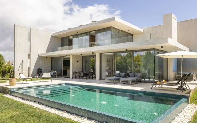 Troia Design Villa by Cadenzalux