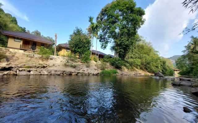 Khaosok Rainforest Resort