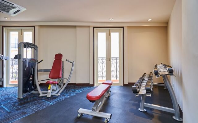 The Platinum Hotel & Suites