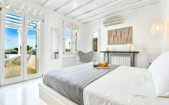 The One Mykonos