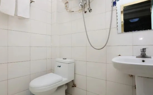 Nanjing Aoyue Business Hotel Taishan New Village Branch