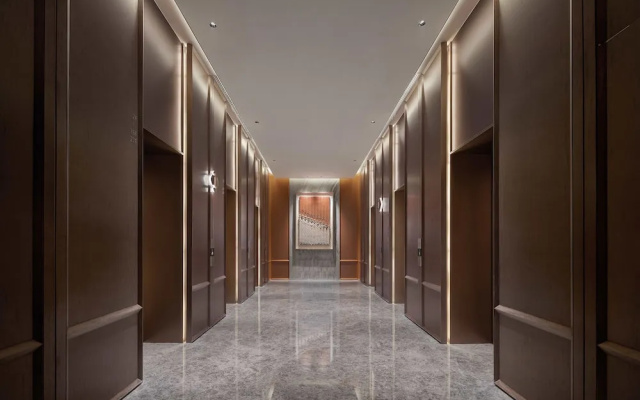 Holiday Inn Shanghai Huaxia