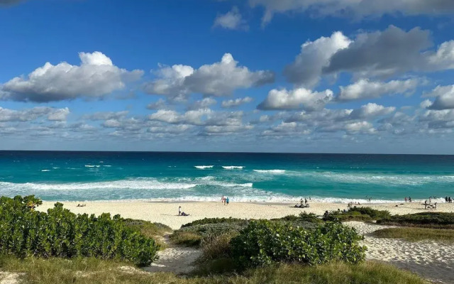 Paradise Awaits in This Seaside Escape!
