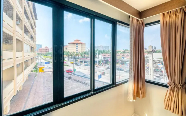 Jomtien Beach Hostel