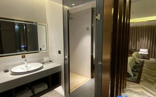 Zhongying International Hotel