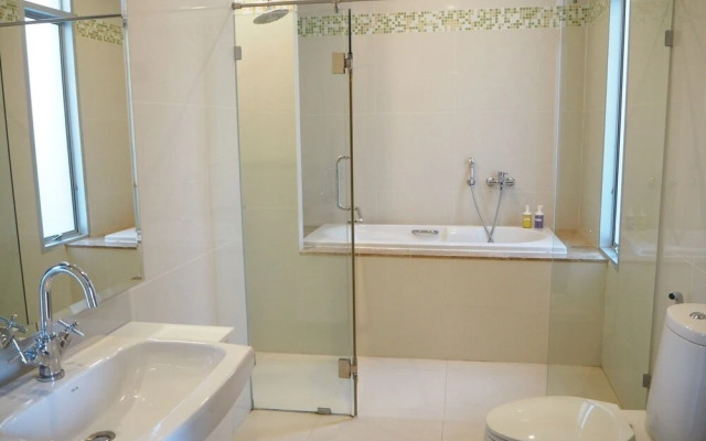 AnB Pool Villa 3BR Glass House in Pattaya