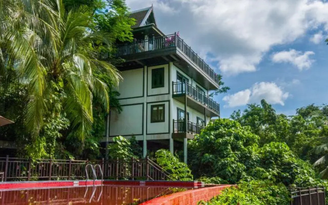 Sonthaya Villa Baan Taling Ngam