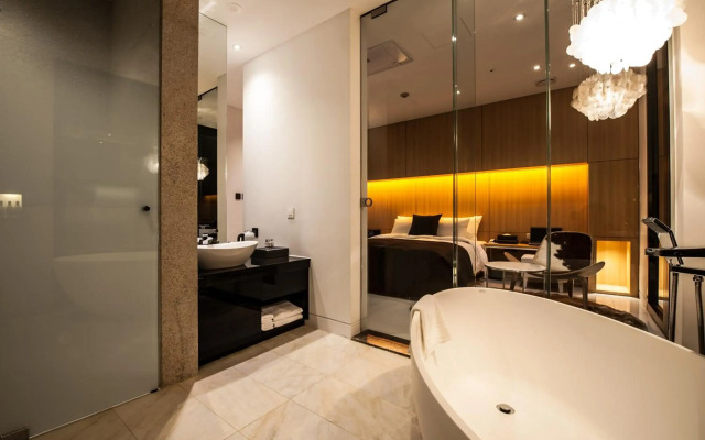 SR Hotel Sadang