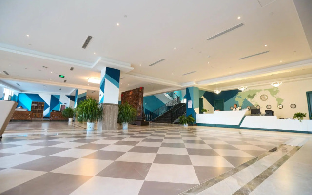 Penglai Guanlan International Hotel