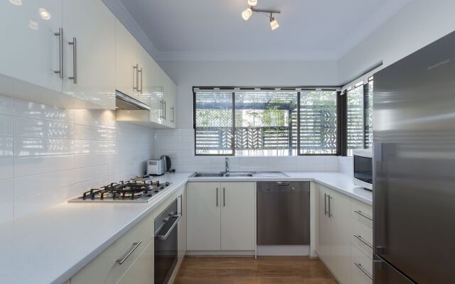 Cottesloe Sea Salt Abode