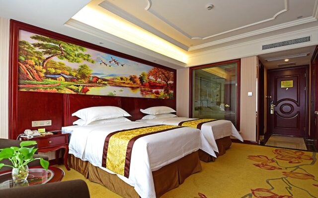 Vienna Hotel Shanghai PVG Heqing