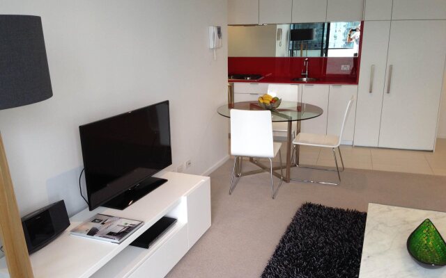 Southbank Views Deluxe Apartments