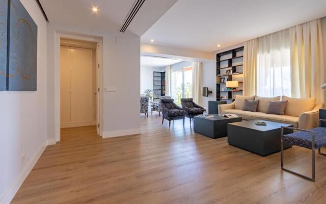 Plaza de España Deluxe Suites