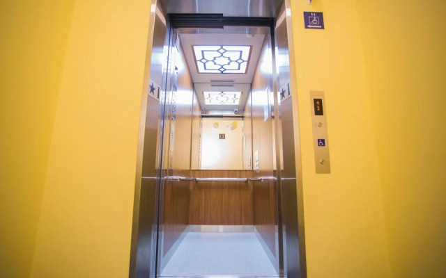 Douzi Home Hotel Hostel