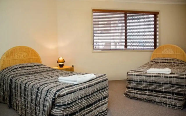 Grangewood Court