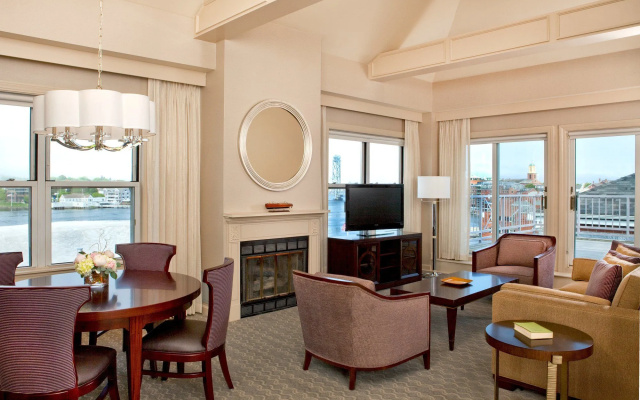 Sheraton Portsmouth Harborside Hotel