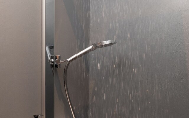 EAST GOING TRIPLE A Apartments