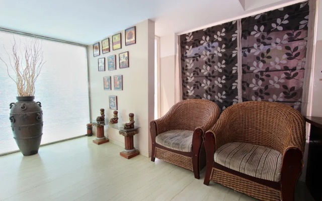 OYO 4252 Hotel Pleasant Moments