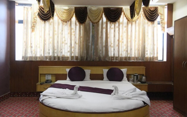 Hotel Vinayak Palace
