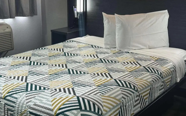 Motel 6 Kissimee Main Gate East 464