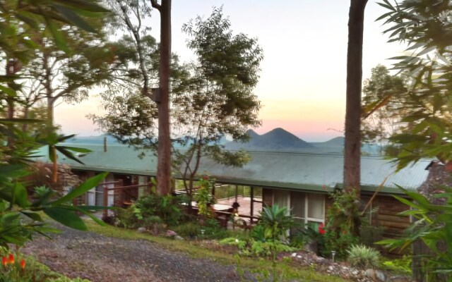 Uluramaya Retreat Cabins