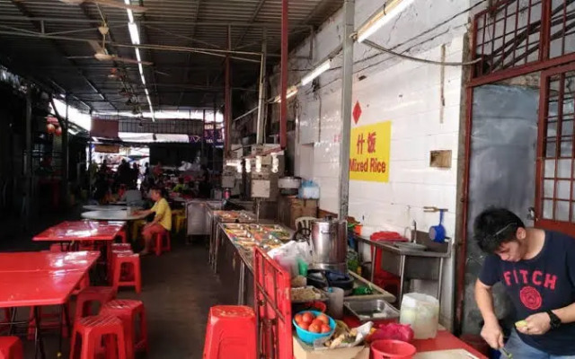 OYO 111 Hotel China Town Inn