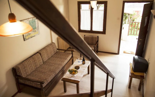 Magani Apartments & Maisonettes