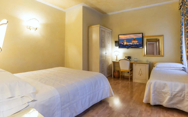 Hotel Alba Palace