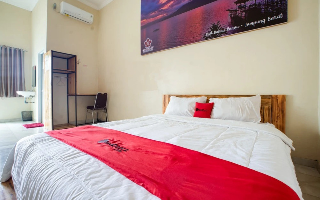 RedDoorz Syariah @ Shakira Alesha Enggal – Guest Rooms – Bandar Lampung