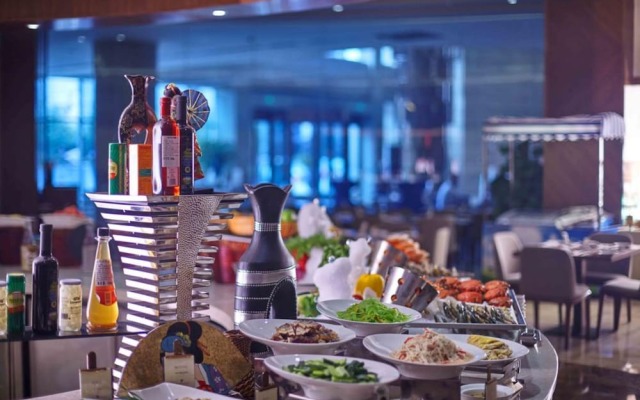 Fuyang Oriental Mau Kaiyuan Grand Hotel