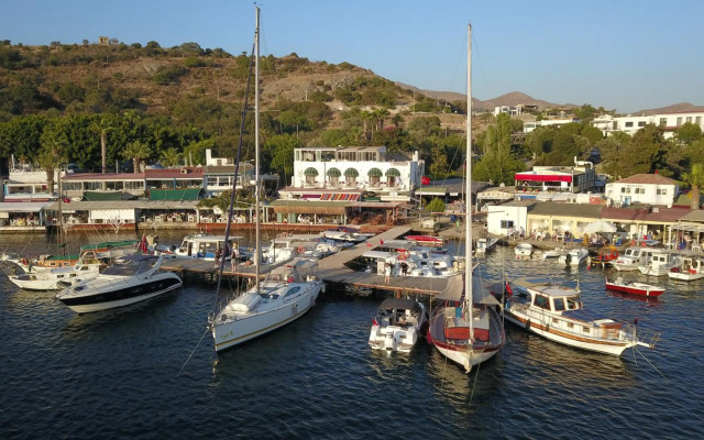 Liman Hotel Gumusluk- Adult Only